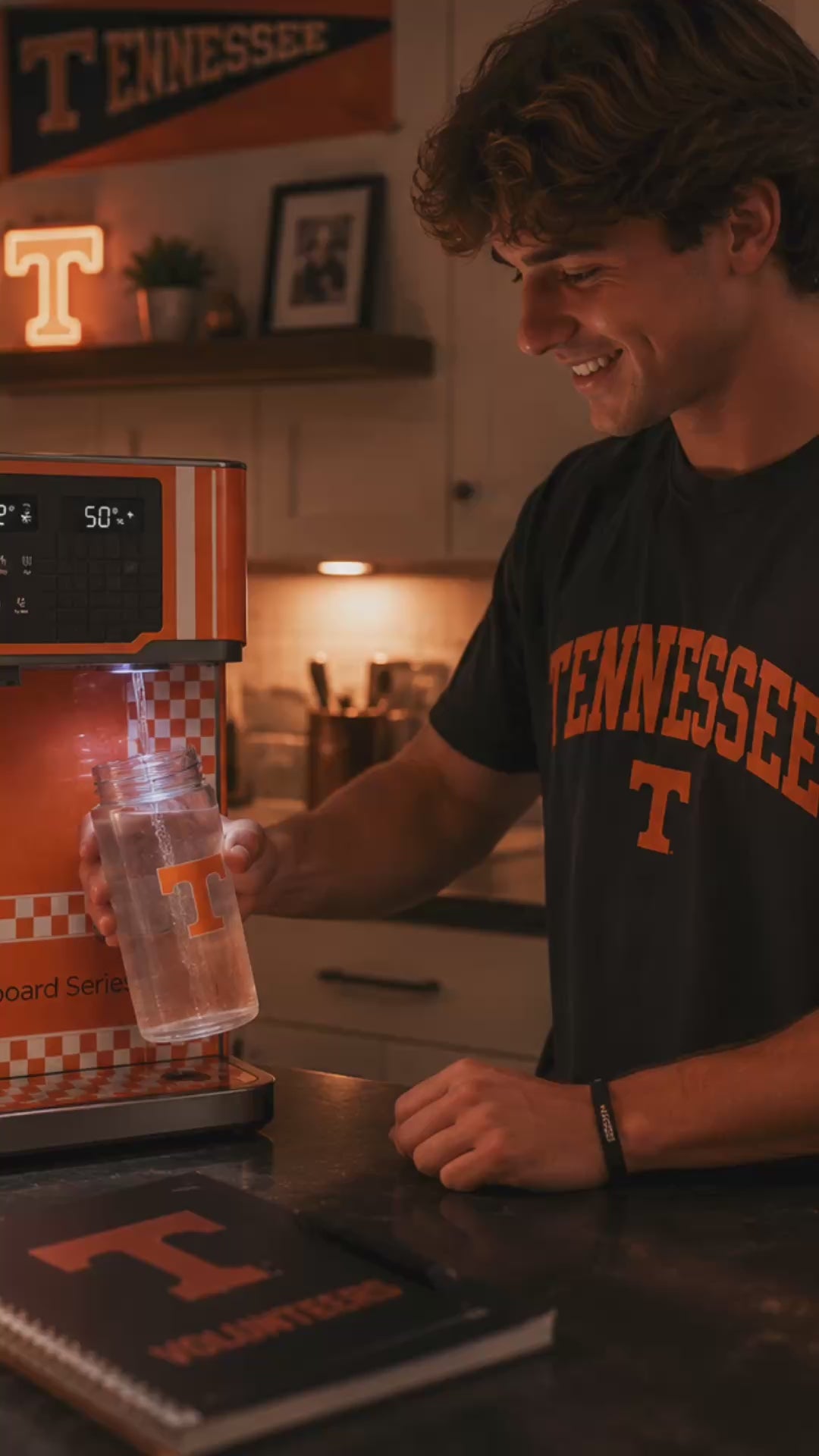 Load video: Rocky Top Every Day — Premium Copper Water Bottle | Knoxville, TN Est. 1794